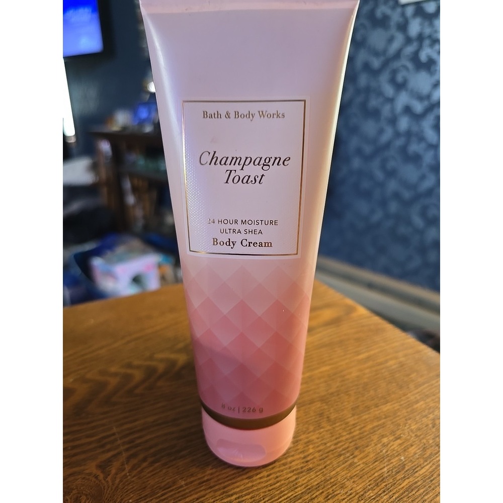 Bath & Body Works Ultimate Hydration Body CREAM lotion hyaluronic acid New